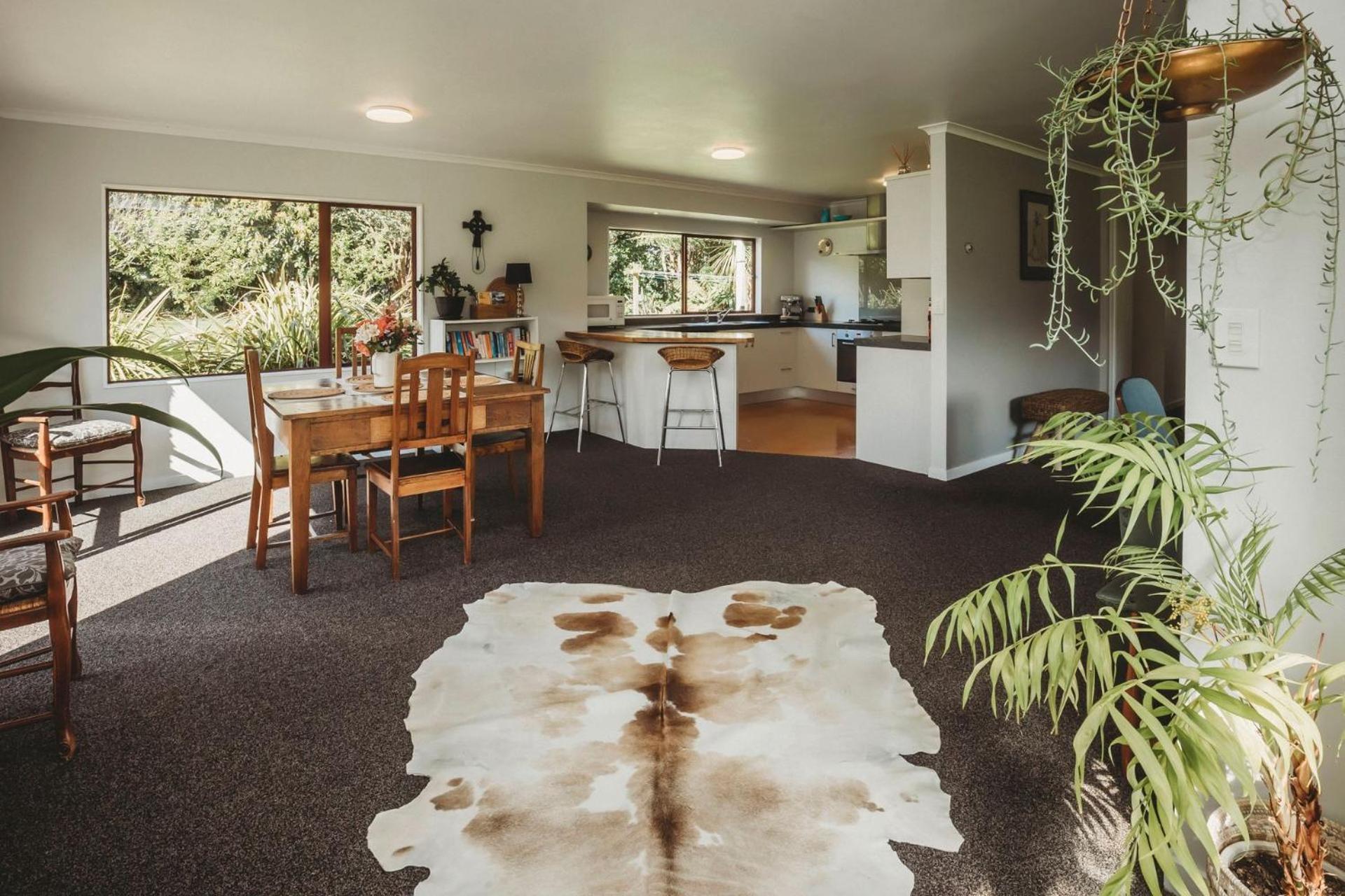 Wharepuni Oakura Retreat Villa Tataraimaka Bagian luar foto